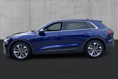 Audi e-tron quattro - 1
