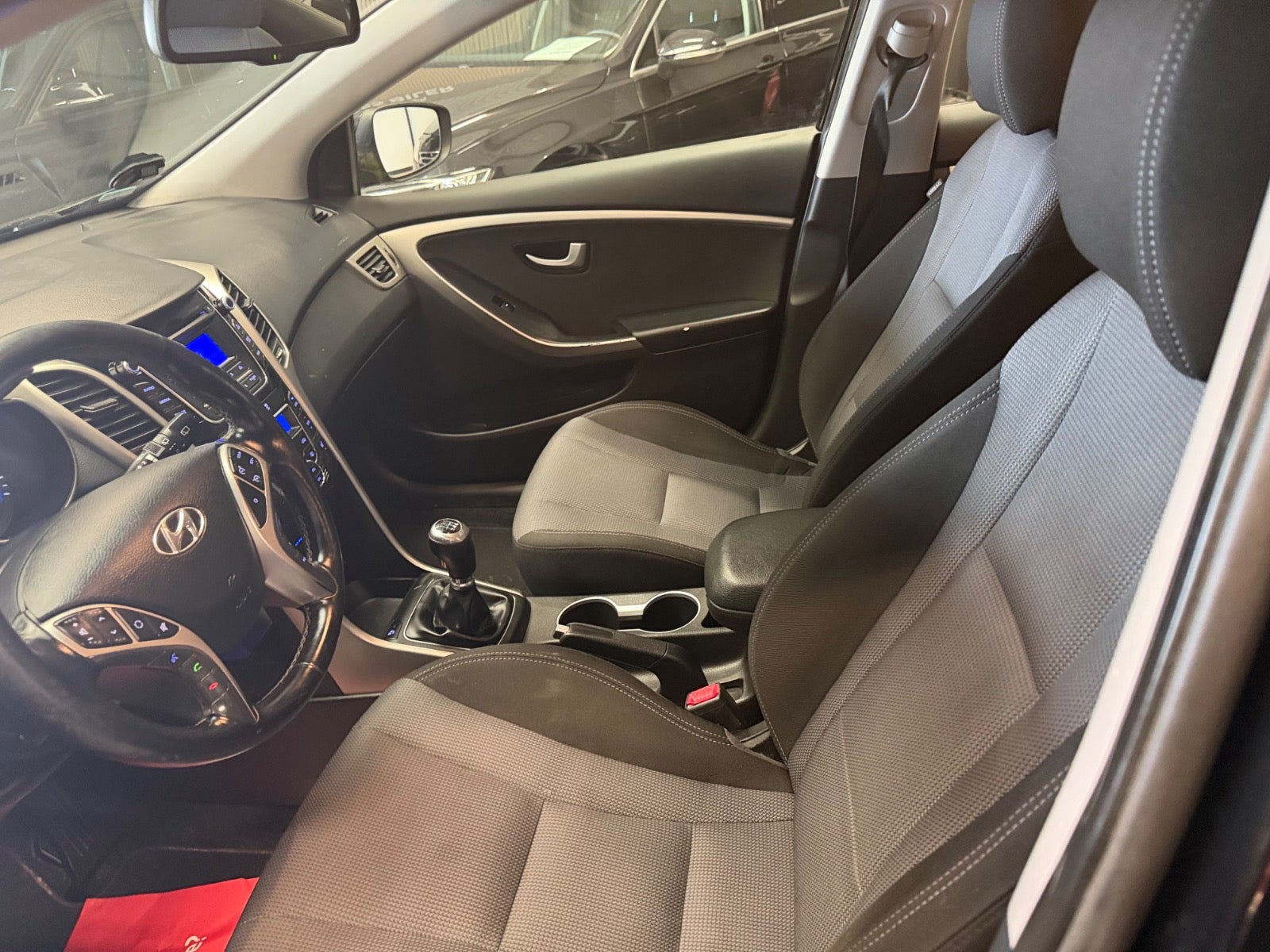 Hyundai i30 CRDi 110 Active - billede 11