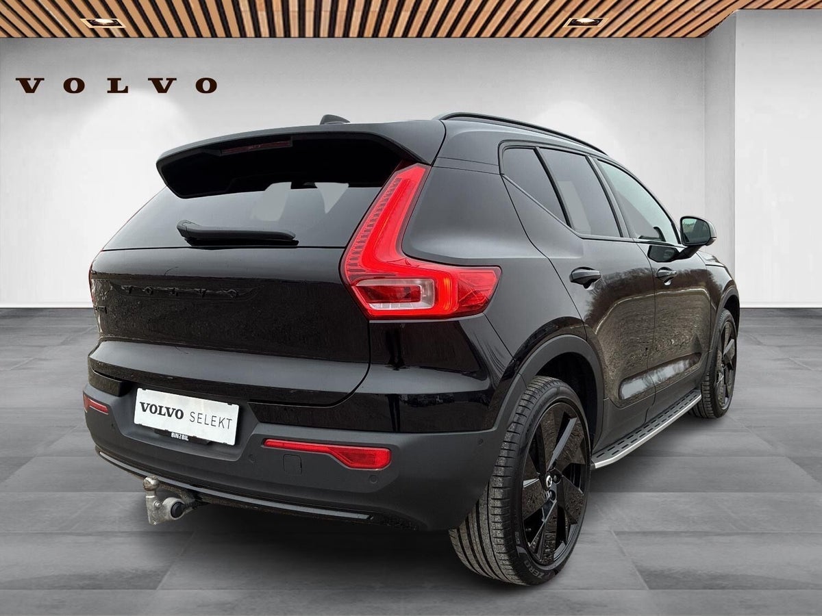 Volvo EX40 Extended Range Black Edition billede 4