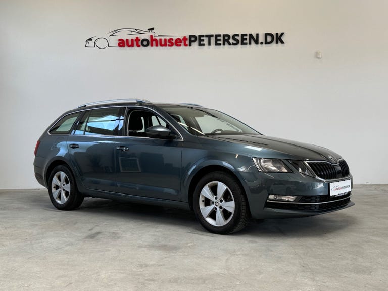 Skoda Octavia TDi 115 Style Combi DSG