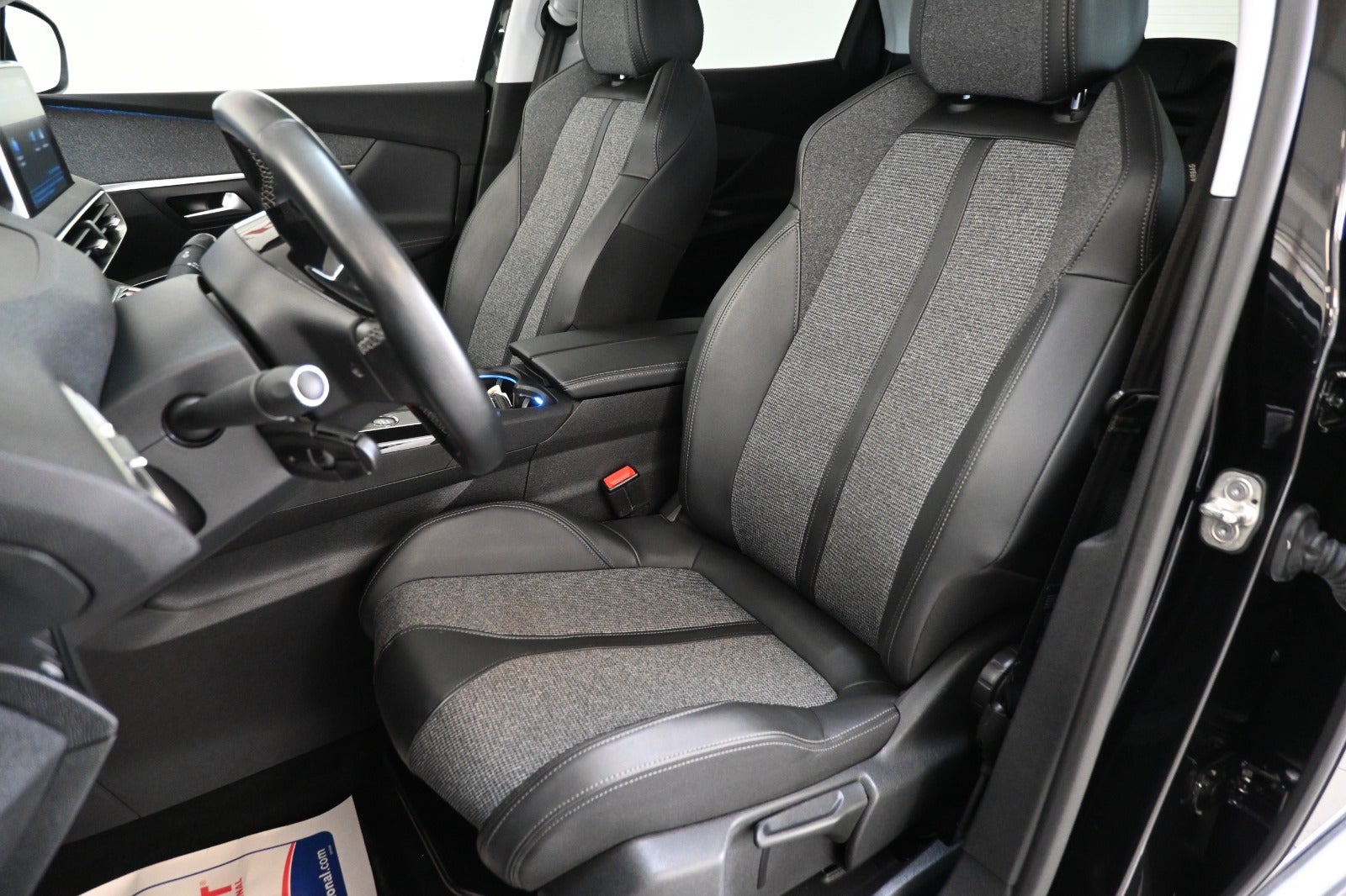Peugeot 3008 BlueHDi 130 Infinity LTD