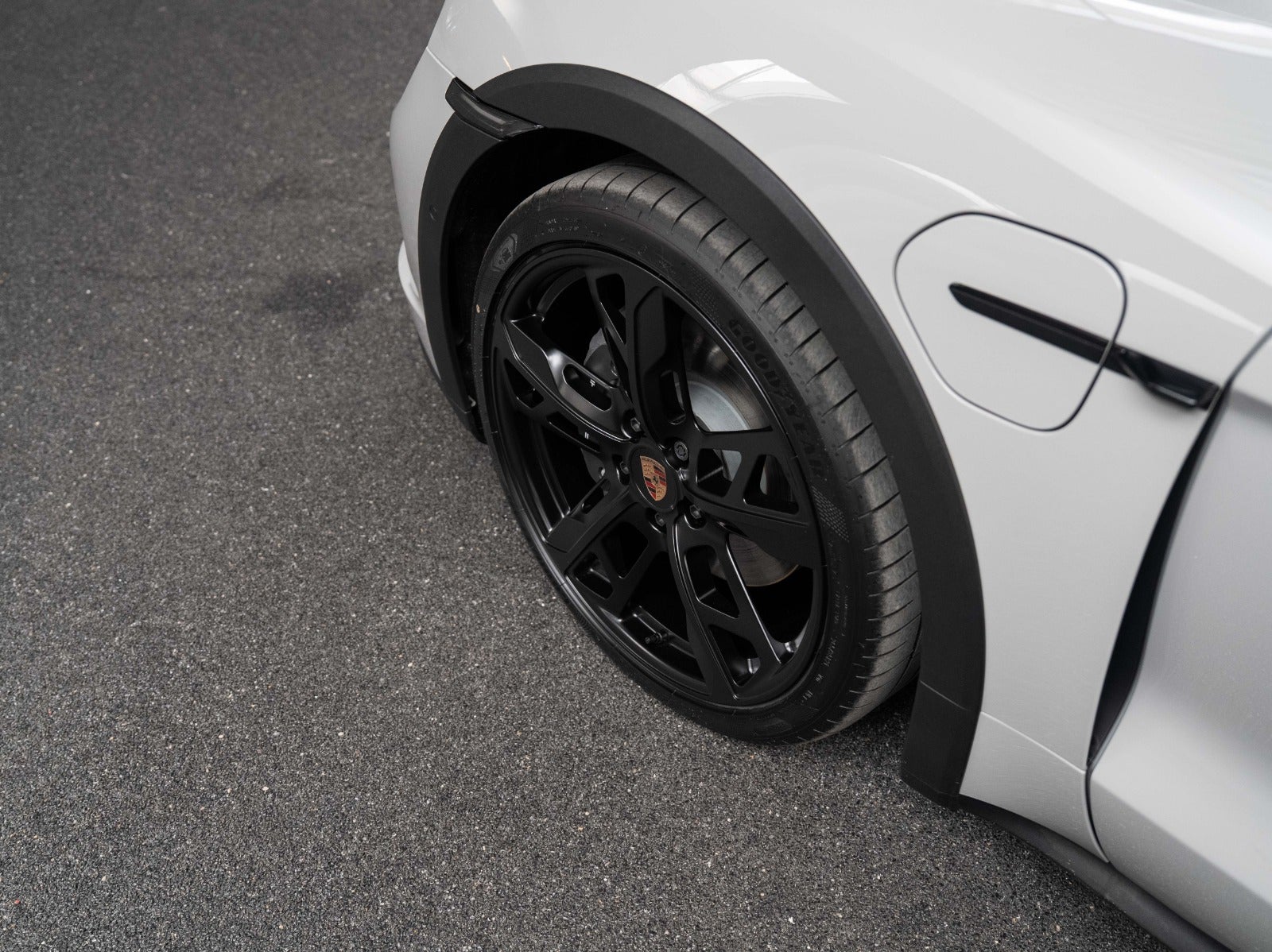 Gallery image 8 of 18