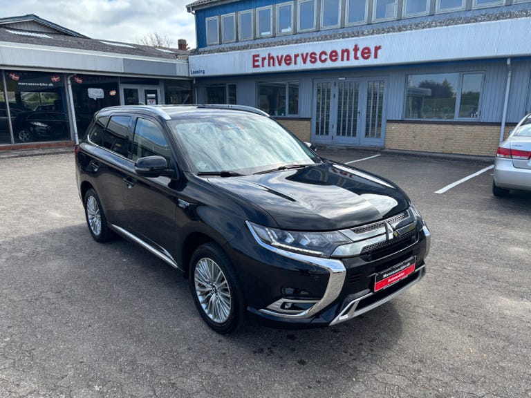Mitsubishi Outlander PHEV Intense CVT 4WD