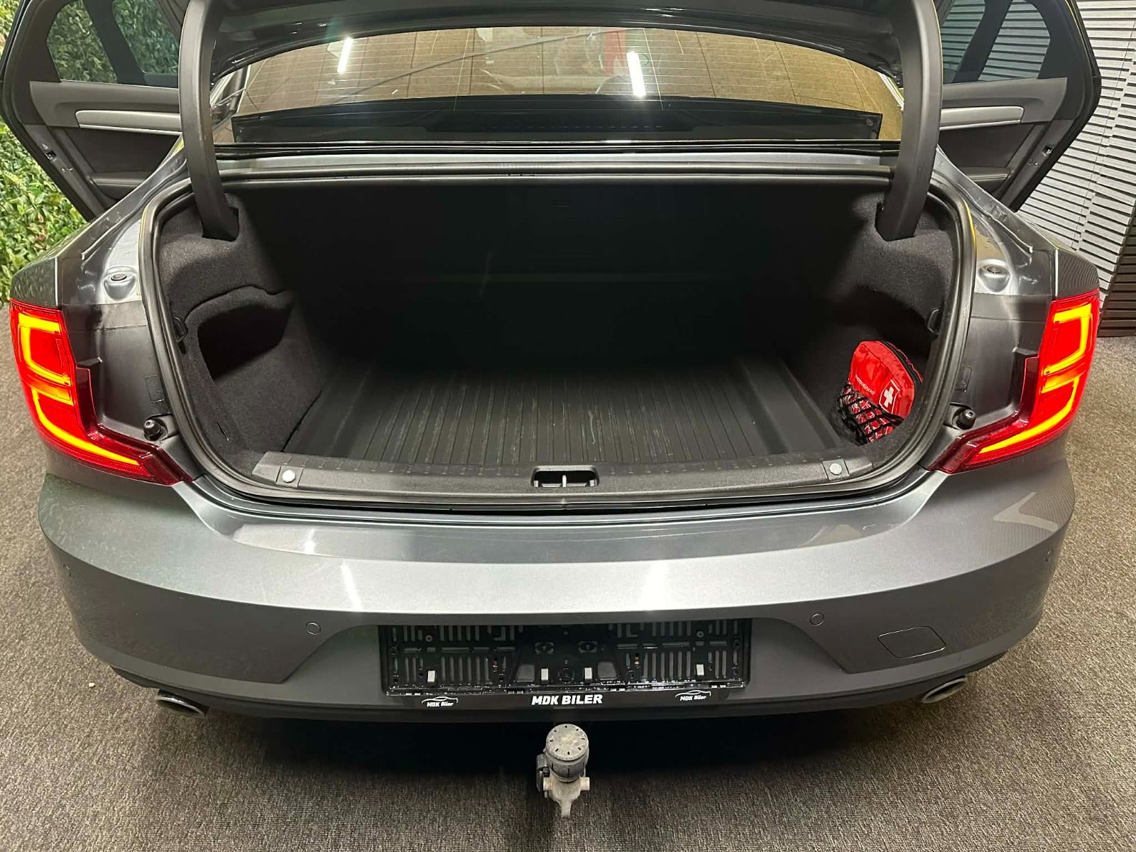 Billede af Volvo S90 2,0 T4 190 Momentum aut.