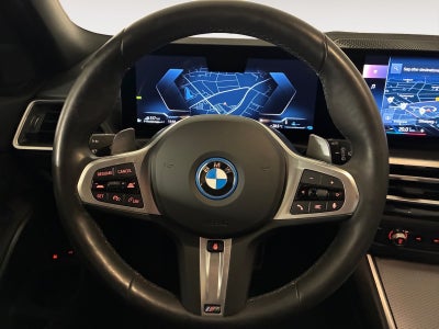 BMW 330e Touring M-Sport aut.