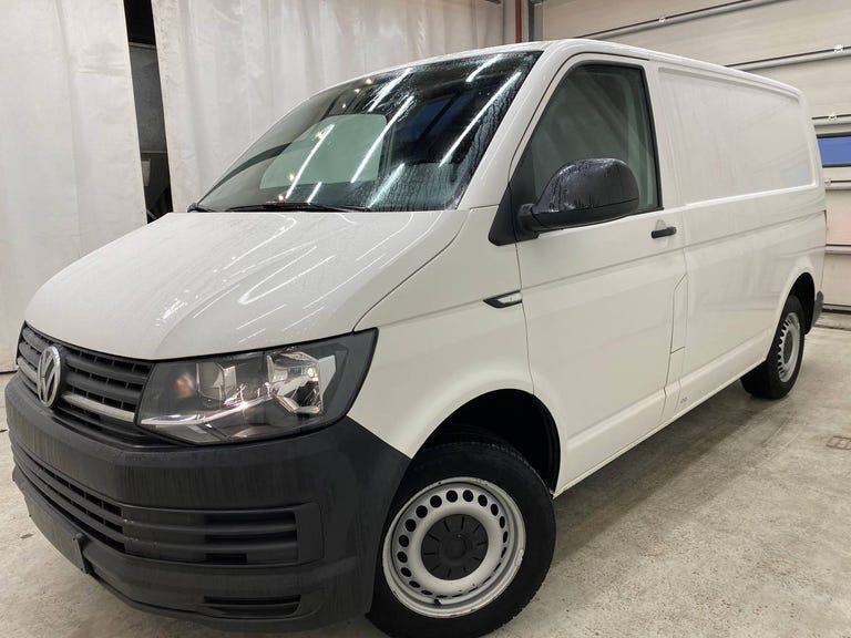 VW Transporter TDi 102 Kassevogn kort