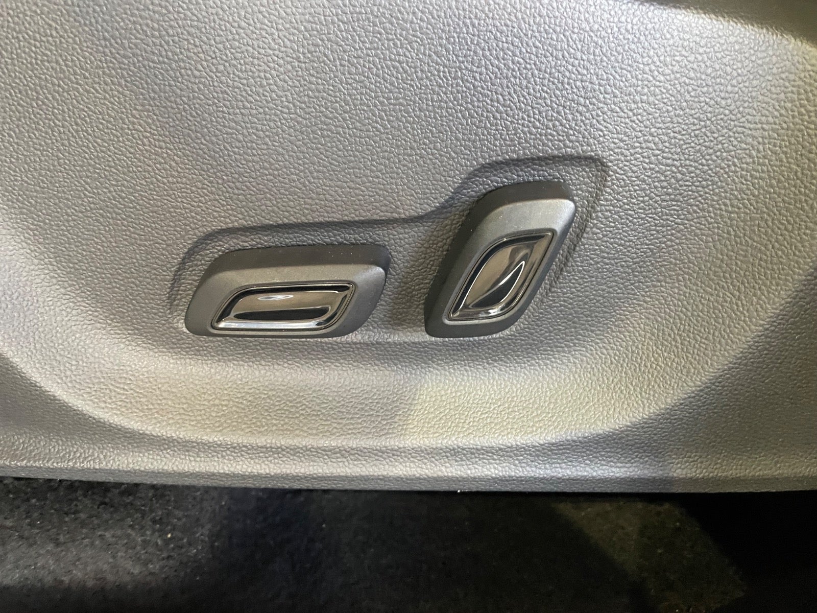 MG ZS Luxury
