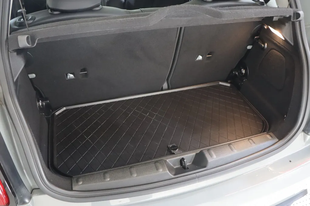 MINI Cooper SE Camden Edition