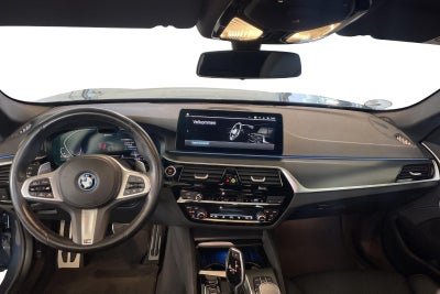 BMW 530e Touring M-Sport aut.