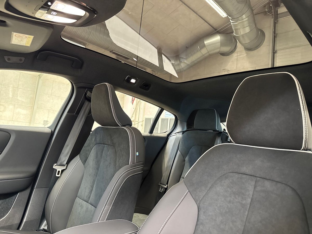 Volvo EC40 Extended Range Black Edition billede 17