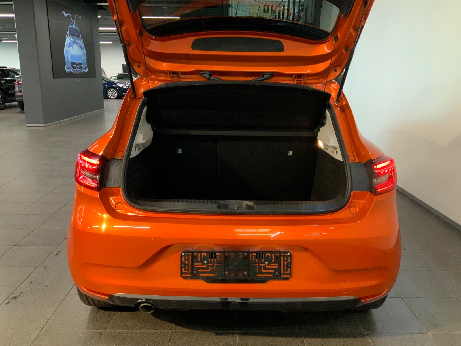 Renault Clio V (6/8)