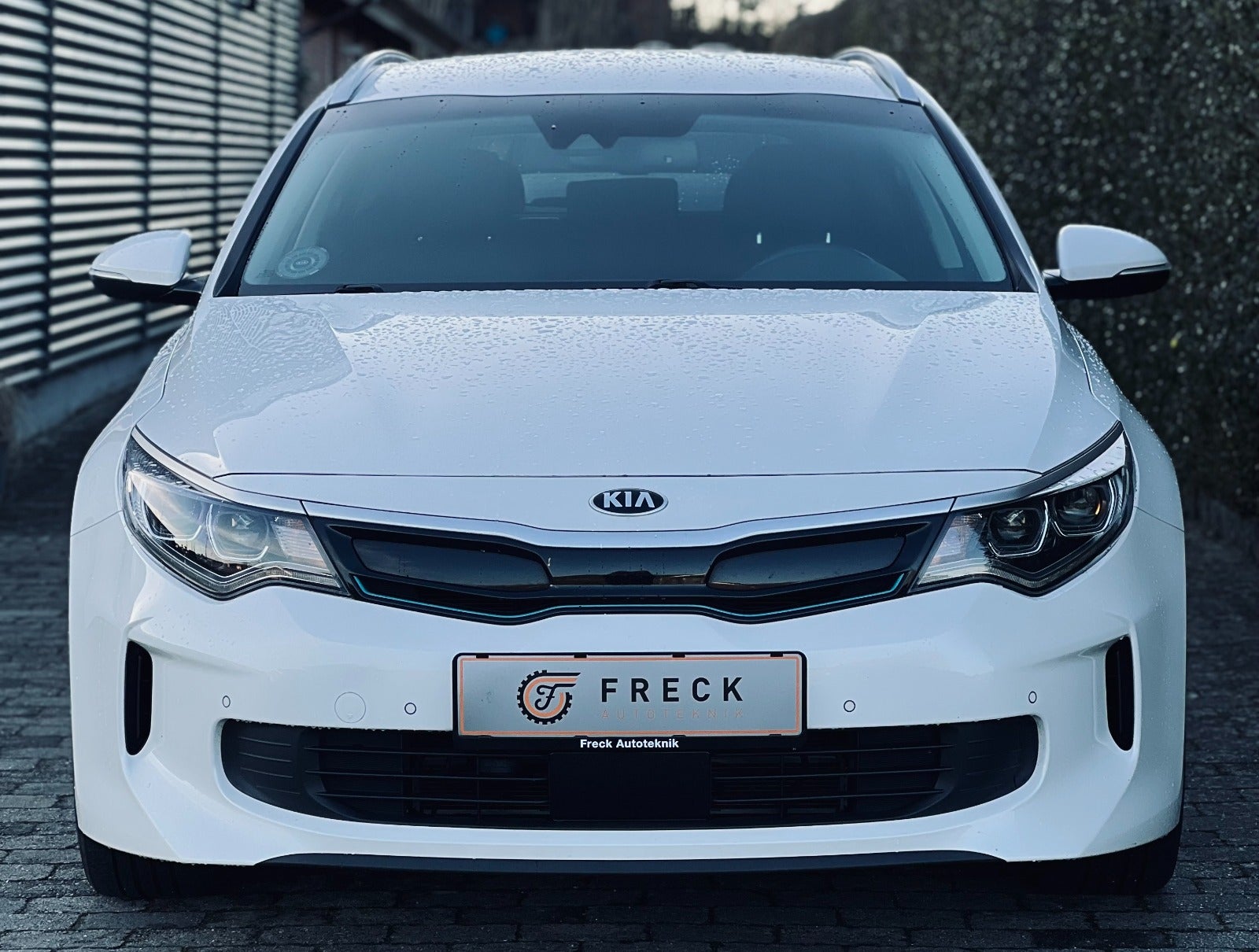 Kia Optima PHEV SW aut. Kia Optima PHEV SW aut.