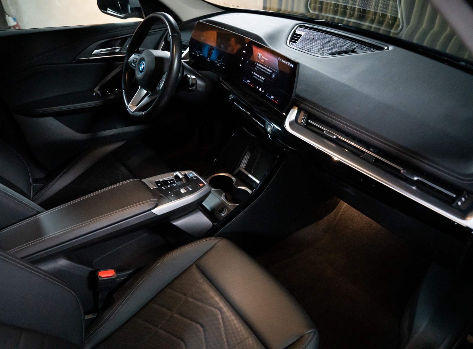 Billede af BMW iX1  xDrive30 X-Line