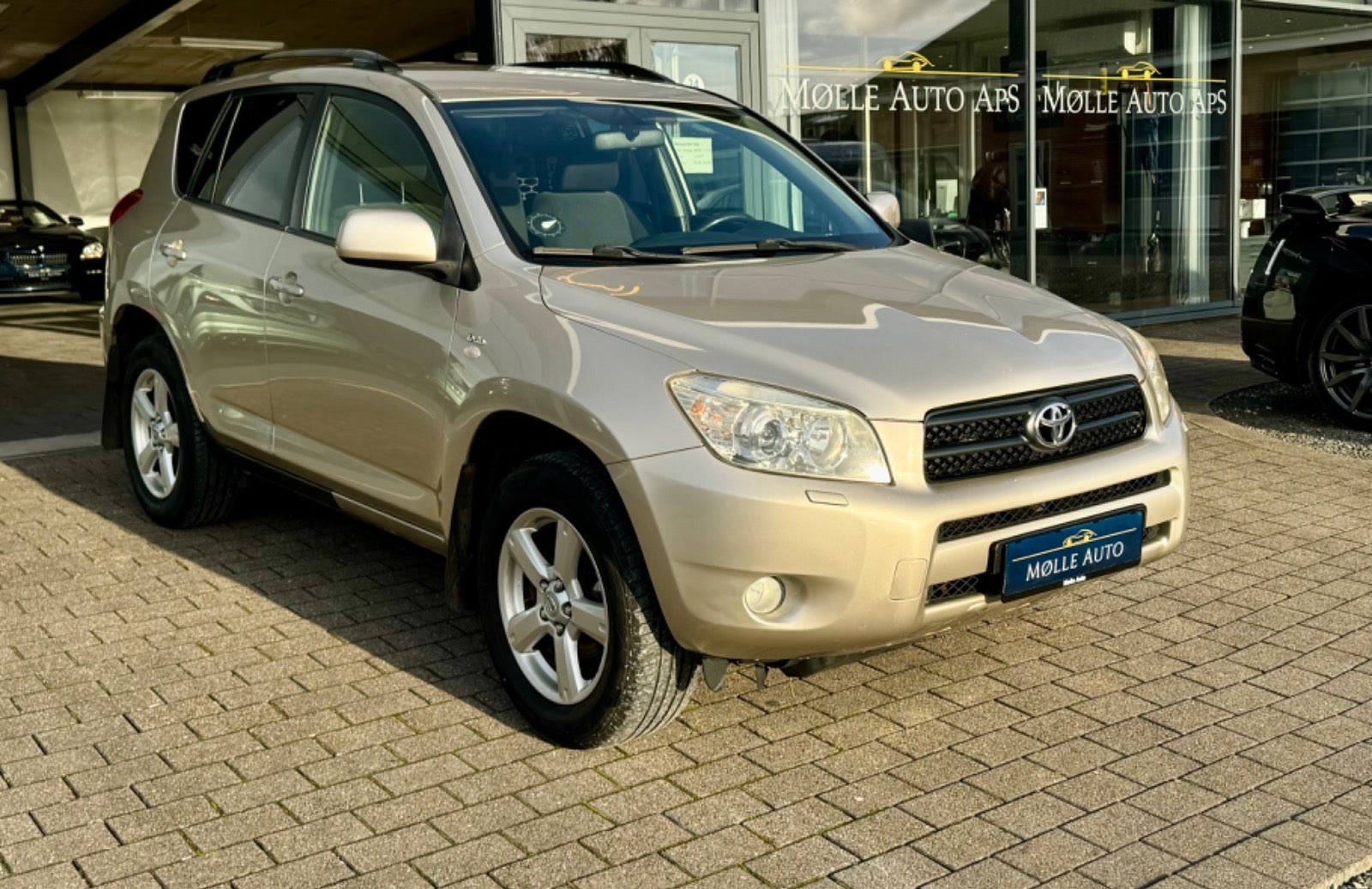 Billede af Toyota RAV4 2,2 D-4D 136 4x4 Van