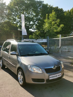 Skoda Roomster 1,6 16V Style aut. Benzin aut. Automatgear modelår 2010 km 180000 Gråmetal nysynet AB