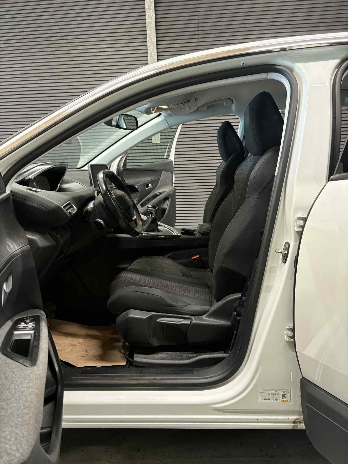 Billede af Peugeot 3008 1,2 PureTech 130 Active