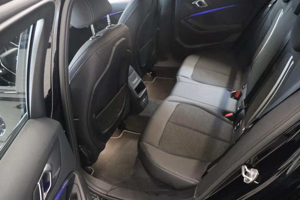 BMW 118i Sport Line aut.