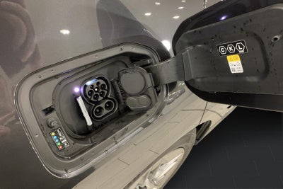 BMW iX xDrive40 Fully Charged