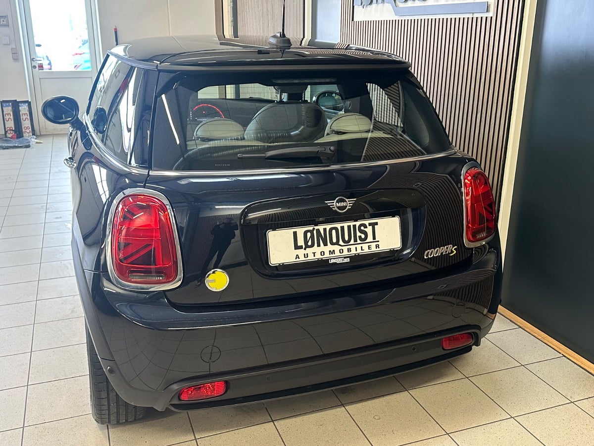 MINI Cooper SE Edition Premium Plus