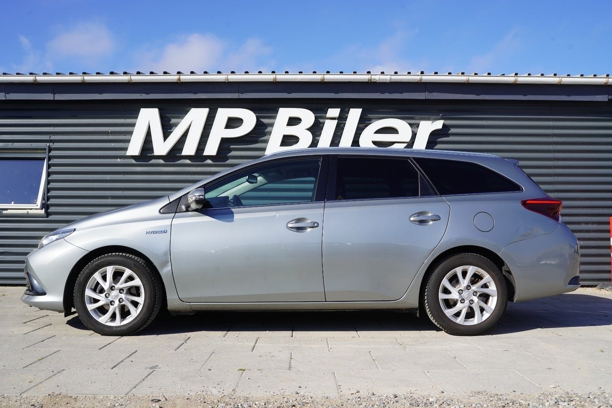Billede af Toyota Auris 1,8 Hybrid H2 Comfort Touring Sports CVT