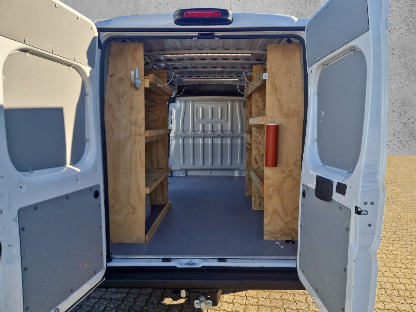 Billede af Citroën Jumper 33 2,2 BlueHDi 140 L3H2 MasterLine