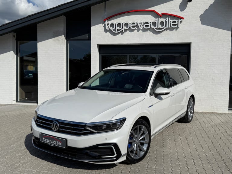 VW Passat GTE+ Pro Variant DSG