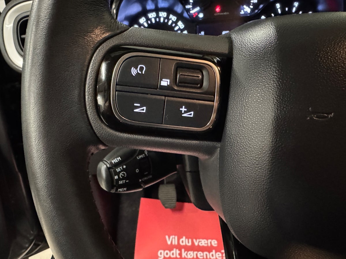 Citroën C3 PureTech 83 Shine Citroën C3 PureTech 83 Shine