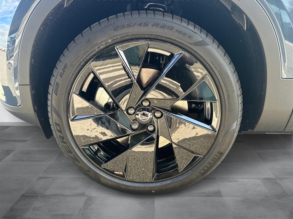 Volvo EX40 Extended Range Black Edition billede 24