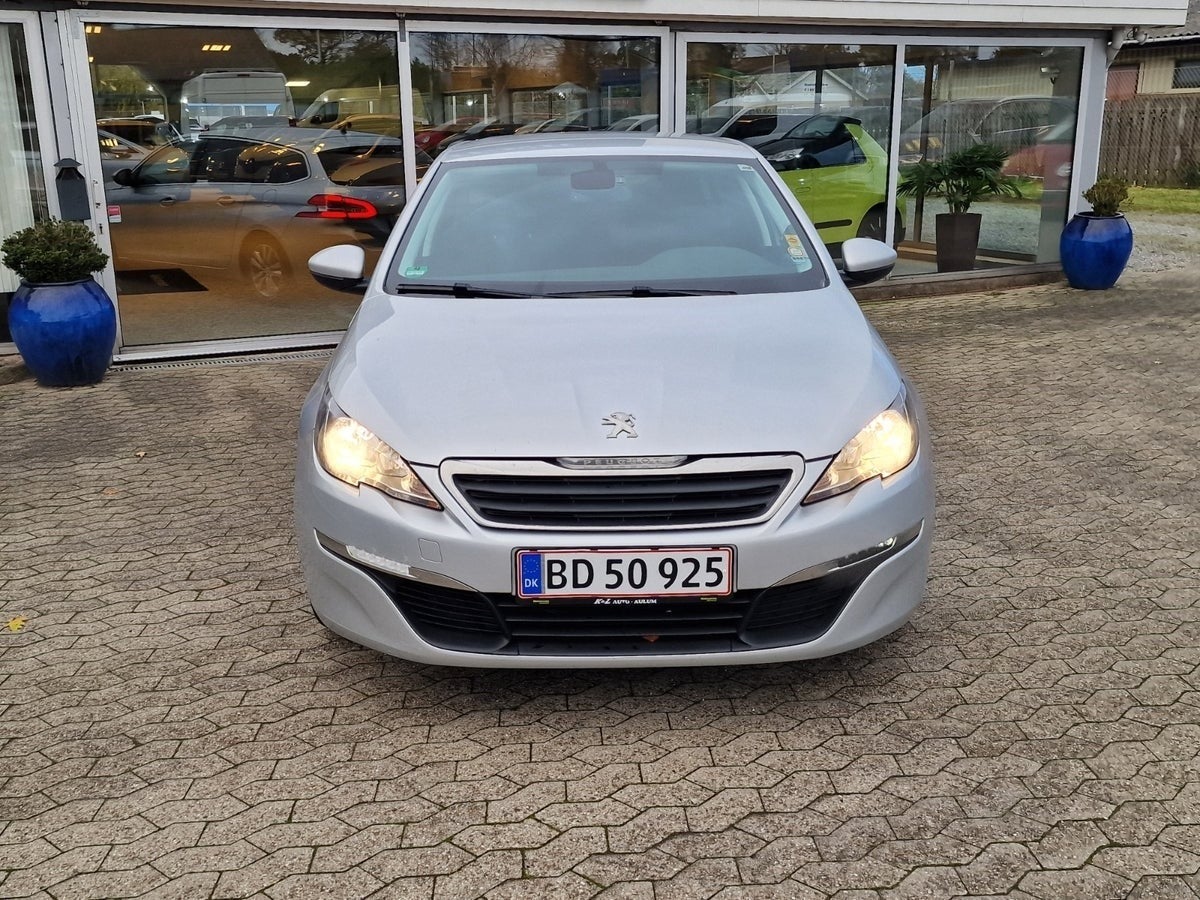 Peugeot 308 2015