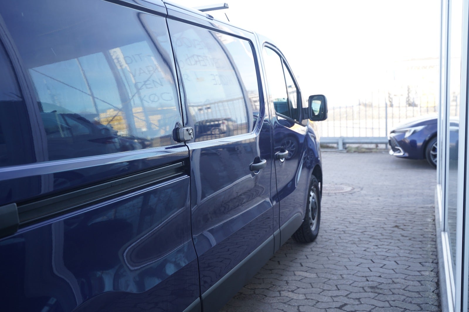 Billede af Renault Trafic 2,0 dCi 130 L2H1