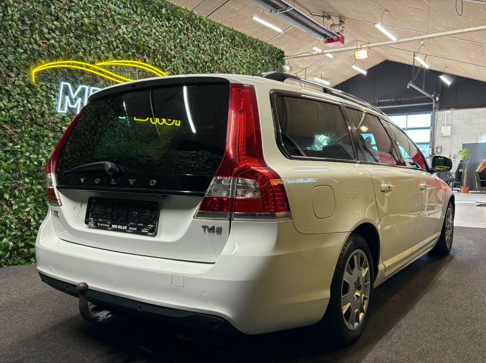 Billede af Volvo V70 2,0 T4 190 Momentum aut.