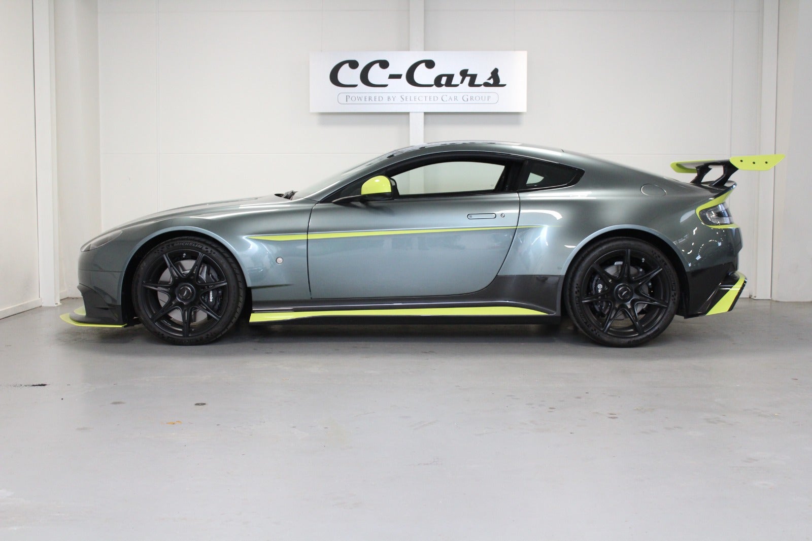 Aston Martin Vantage GT8 4,7 Coupé