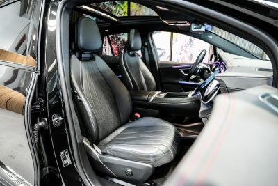 Mercedes EQE350 SUV