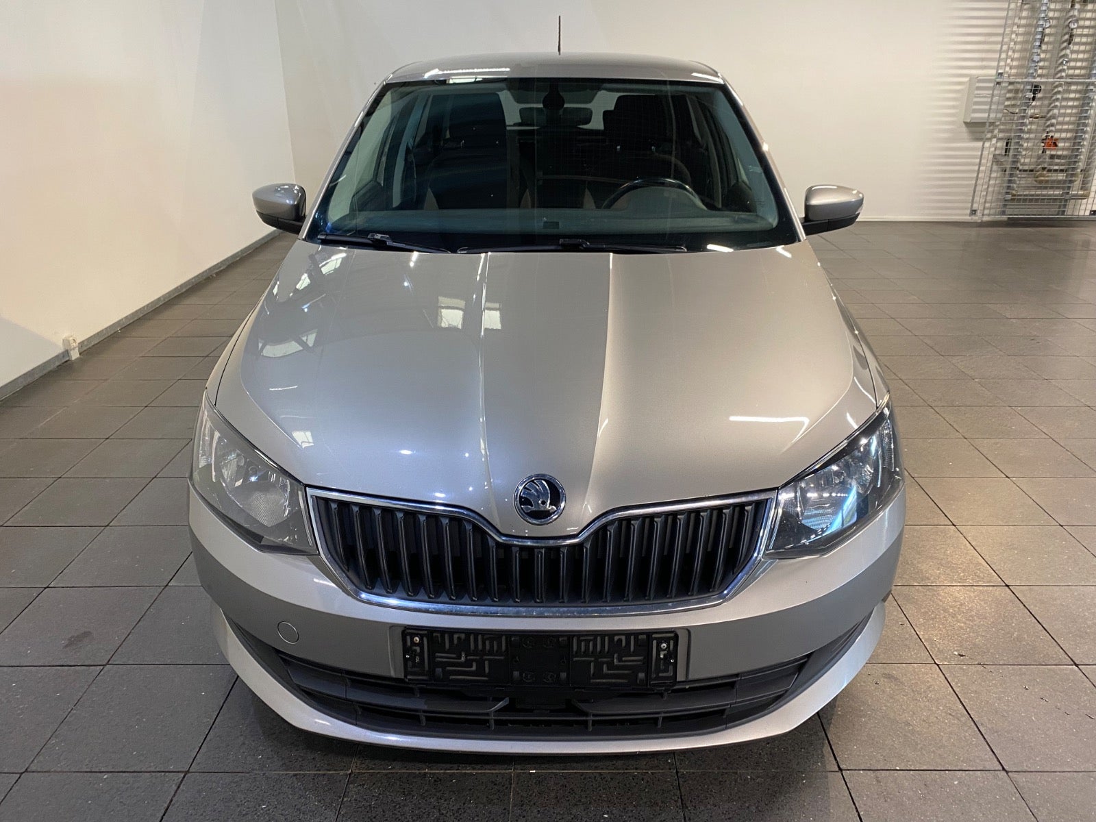 Skoda Fabia (2/8)