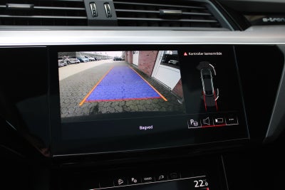 Audi e-tron S-line Sportback quattro