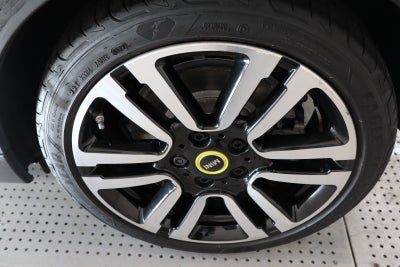 MINI Cooper SE Camden Edition