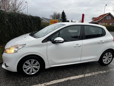 Peugeot 208 1,2 VTi Active 5d