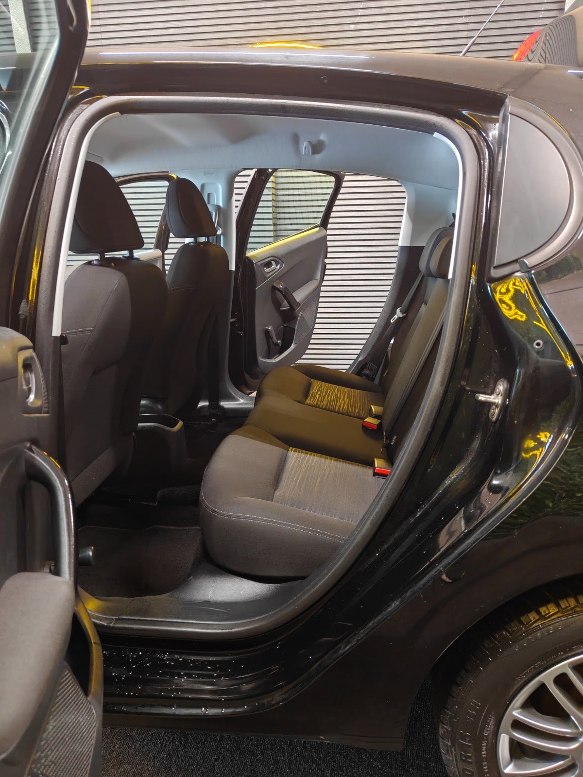 Billede af Peugeot 208 1,0 VTi Access