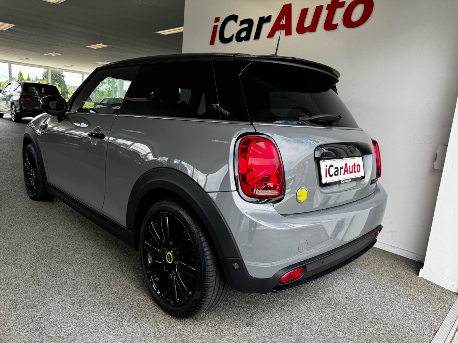 MINI Cooper SE 2021