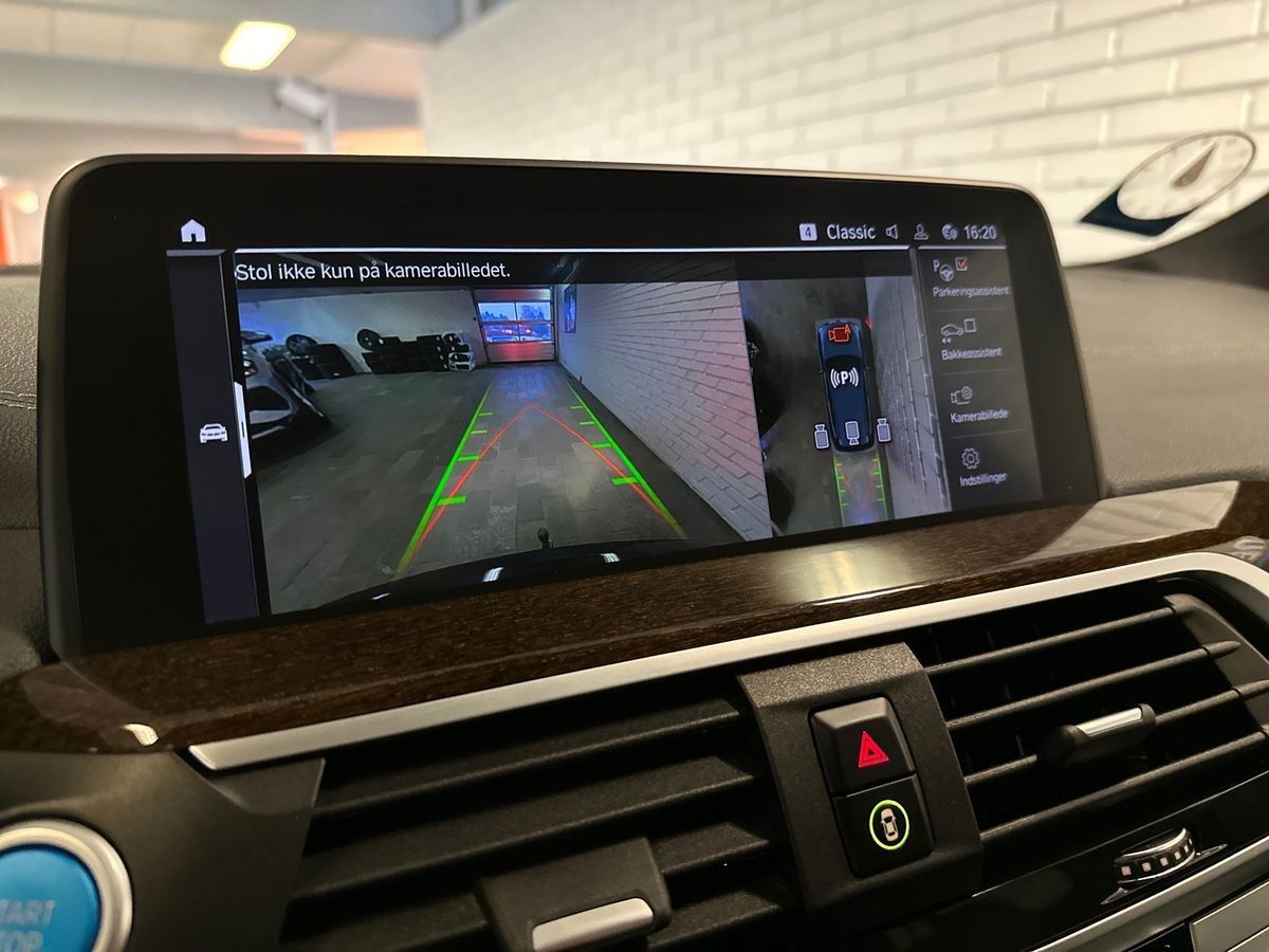 BMW iX3 Charged Plus billede 19