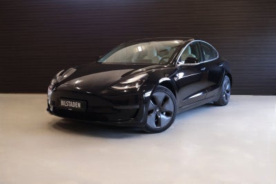 Tesla Model 3  Long Range AWD 4d