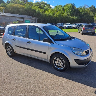 Renault Grand Scenic II 1,6 16V 7prs 5d