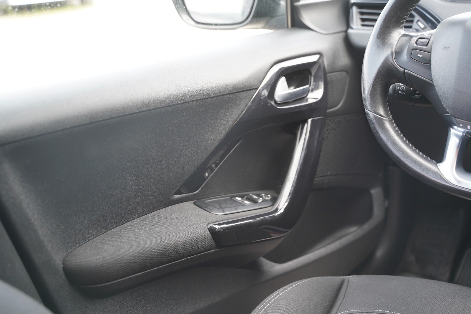 Billede af Peugeot 208 1,5 BlueHDi 100 Envy