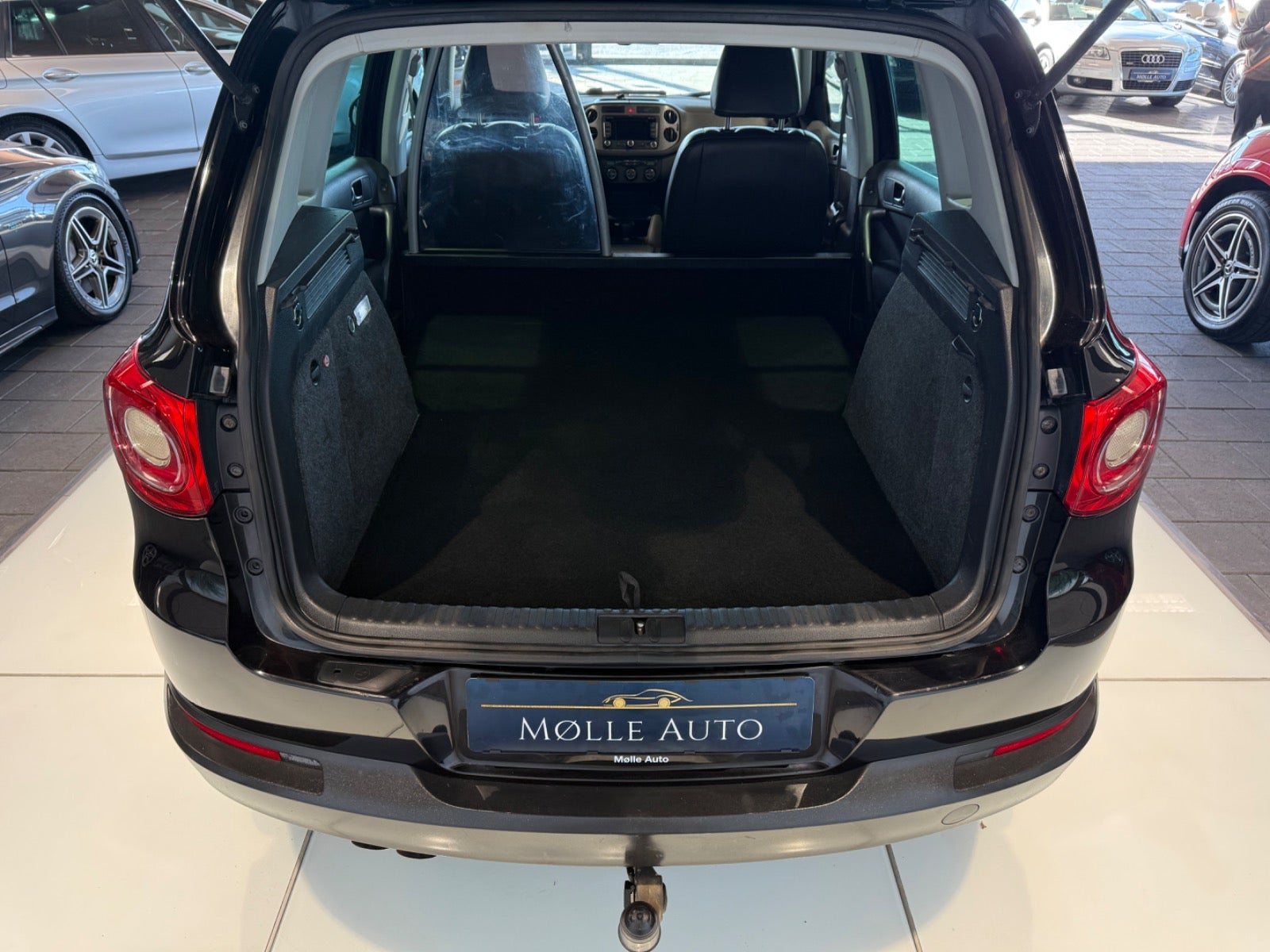 Billede af VW Tiguan 2,0 TDi 140 Sport & Style Tiptr. 4Motion Van