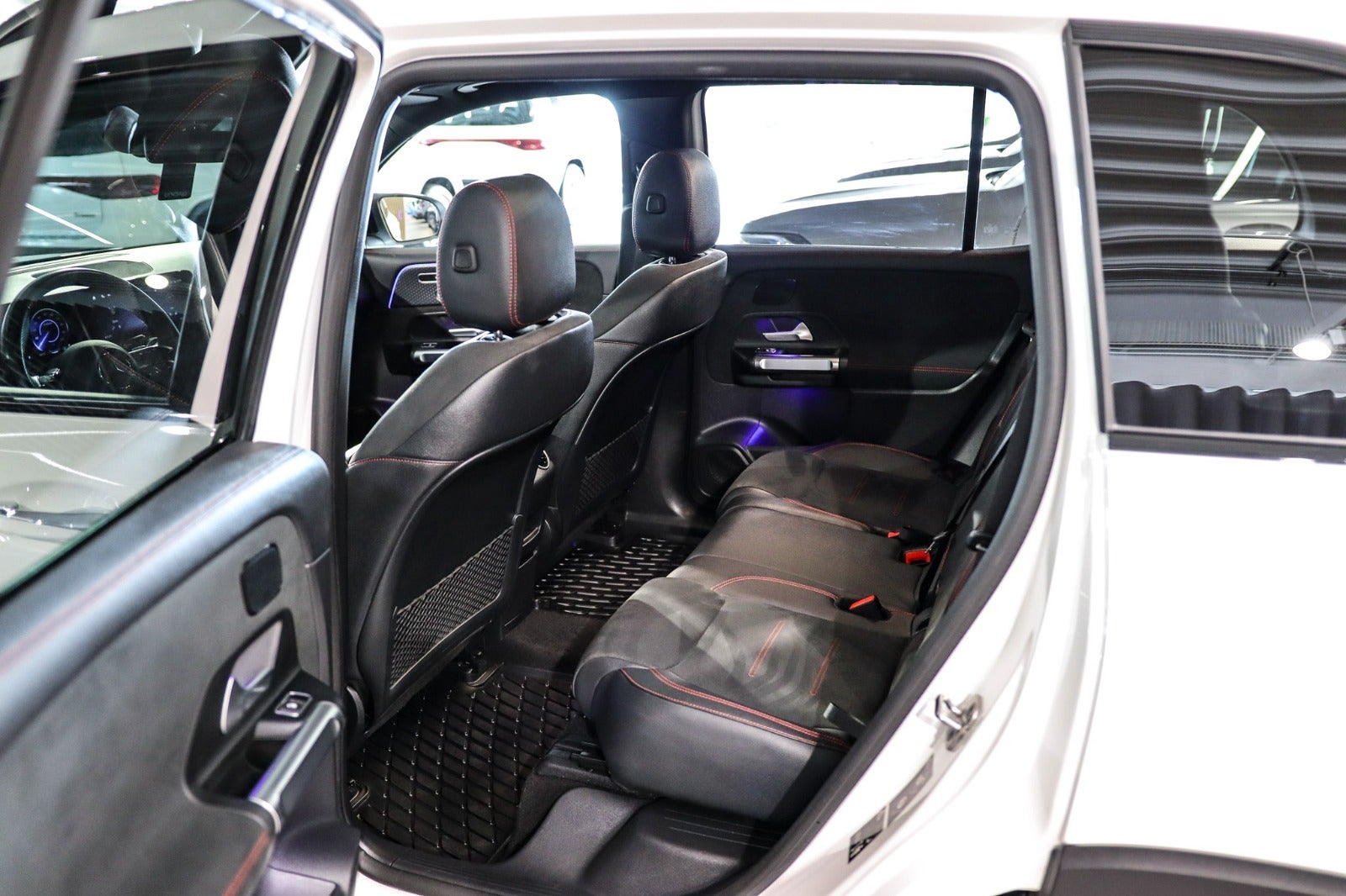 Billede af Mercedes EQB250+  AMG Line Advance Plus 7prs