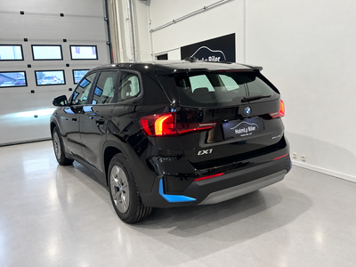 BMW iX1 xDrive30