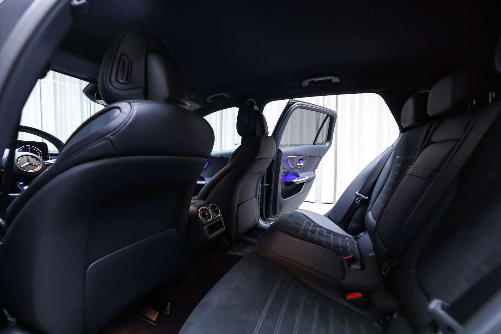 Mercedes-Benz C 300 e (5/8)