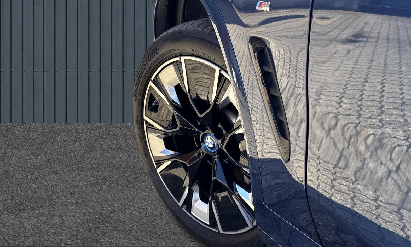 BMW iX3 Charged Plus M-Sport thumbnail 3