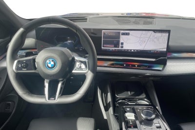 BMW i5 eDrive40 Fully Charged