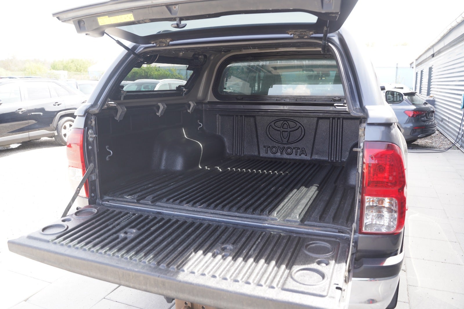 Billede af Toyota HiLux 2,4 D-4D 150 T3 Db.Kab aut. 4x4